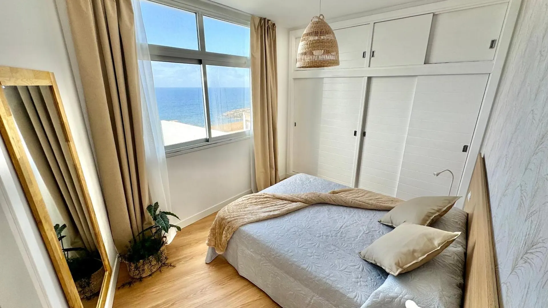 Apartamento Lunamar Bajamar